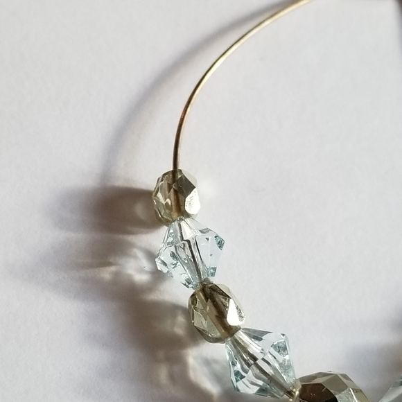 Relisted -Sparkly teardrop earrings silver tone - Picture 3 of 10